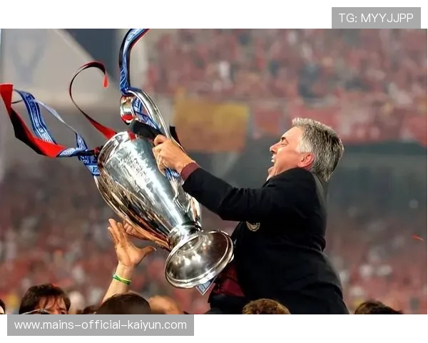 意甲战术大师被誉为赛季节奏的“掌舵人”